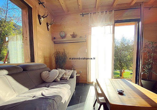 chalet bois moderne lumineux